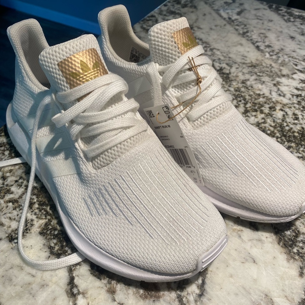 Adidas Swift Run White Sneakers 8.5